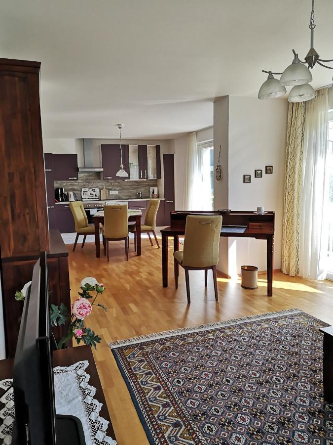 Apartment Velden - Angelika Berginz フェルデン・アム・ヴェルターゼー エクステリア 写真