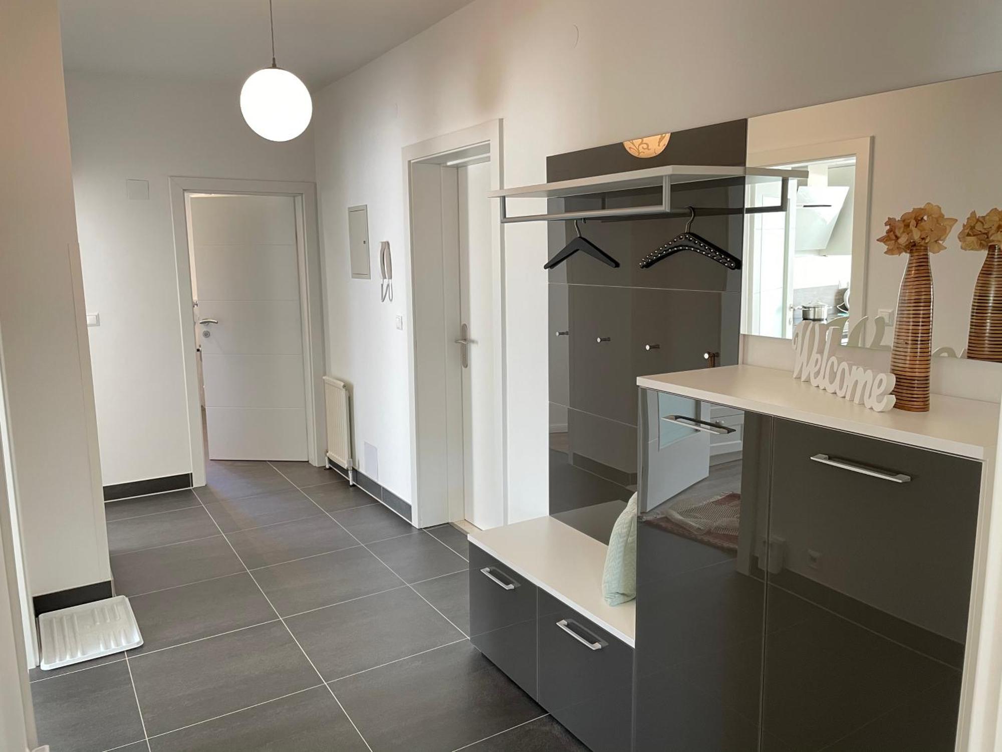 Apartment Velden - Angelika Berginz フェルデン・アム・ヴェルターゼー エクステリア 写真